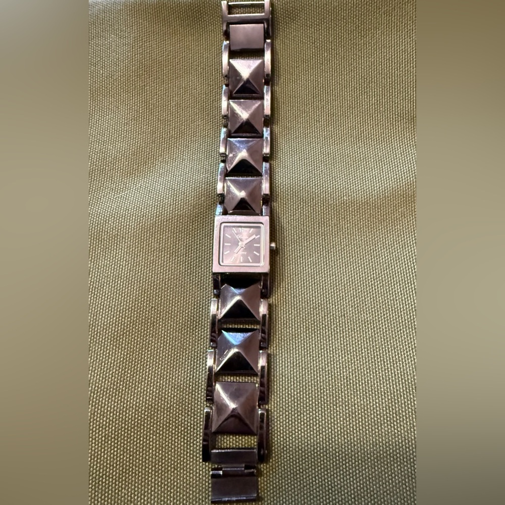 Breda Woman Square Metal Watch - Picture 4 of 4